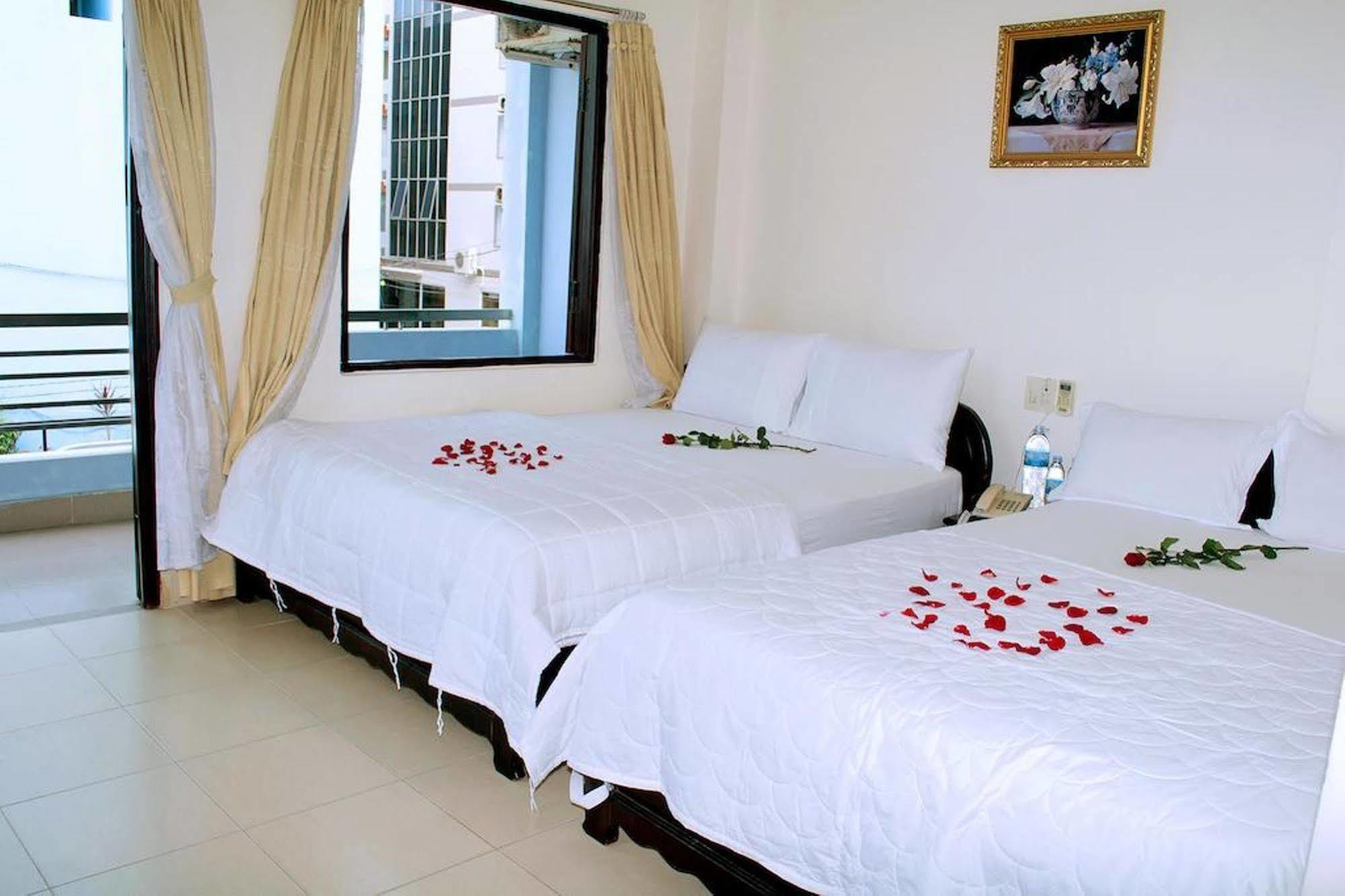 Ht3 Hotel Nha Trang Exterior photo